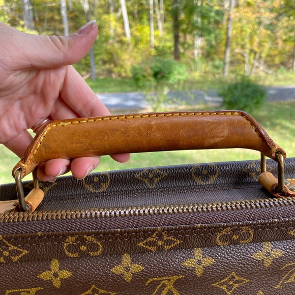 Authentic Louis Vuitton Satellite soft side suitcase classic monogram canvas - Picture 5 of 17